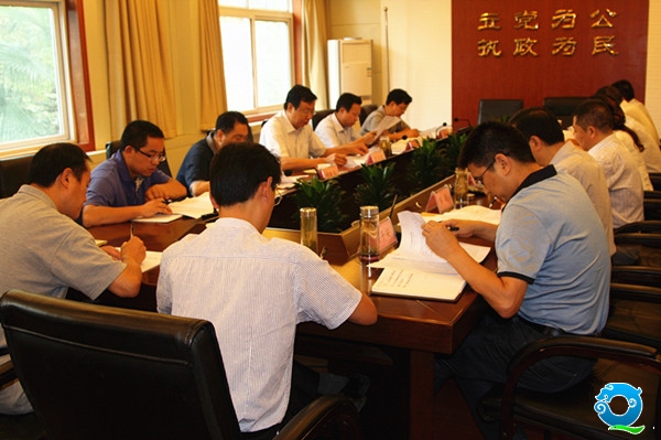 市纪委班子成员民主生活会1_副本.jpg
