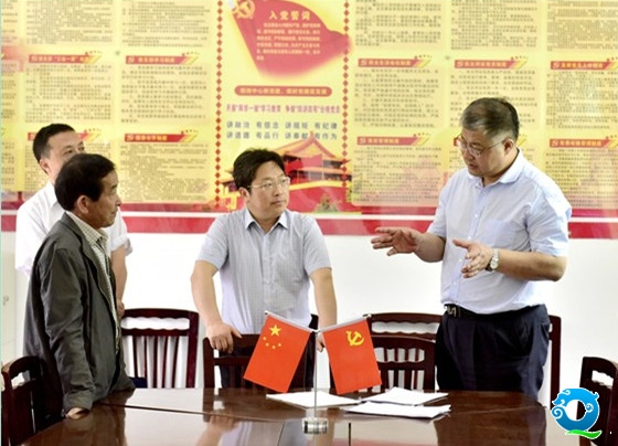 initpintu_副本.jpg
